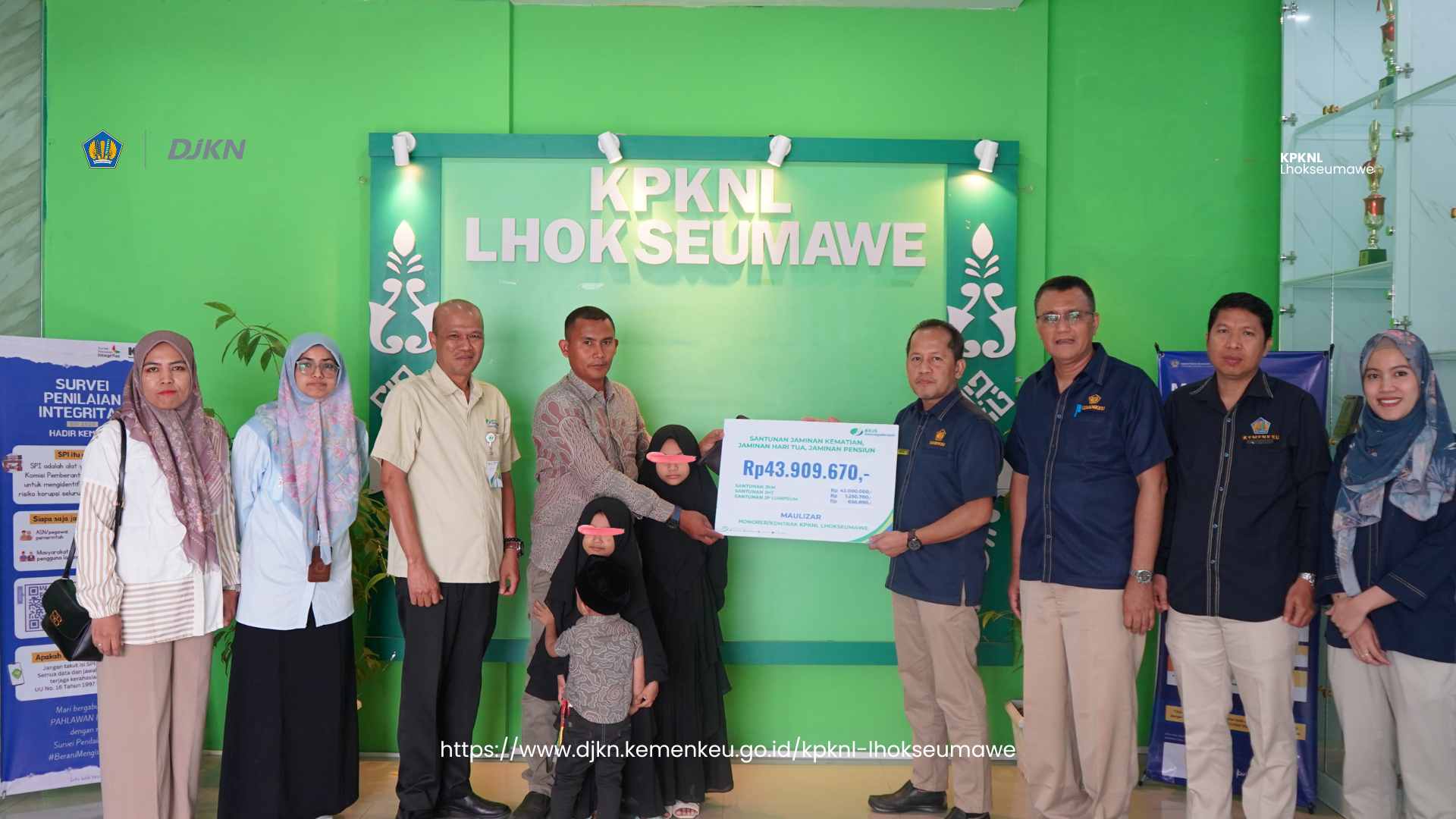 BPJS Ketenagakerjaan Serahkan Santunan kepada Ahli Waris Pegawai Non ASN KPKNL Lhokseumawe